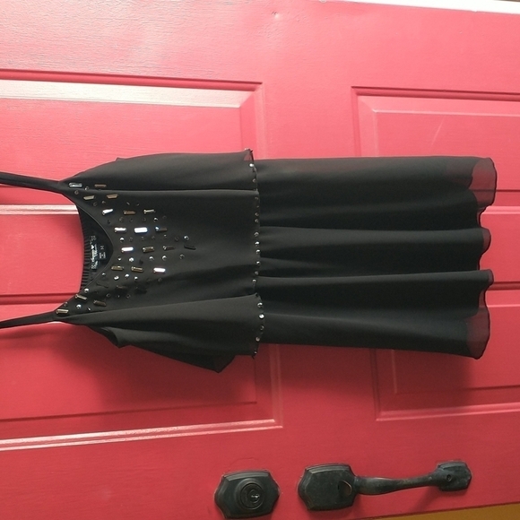 Sequin Hearts party dress! Size M - Picture 8 of 8